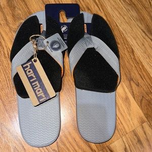 NEW Men’s Hari Mari Dunes Flip Flops, Size 11